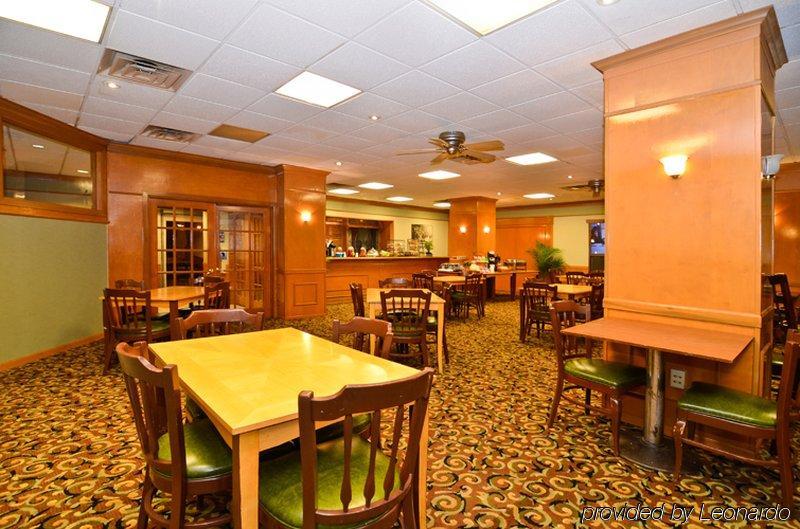 Fairfield Inn & Suites By Marriott Milwaukee Downtown Étterem fotó