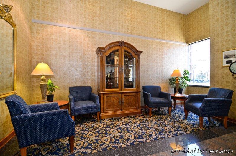 Fairfield Inn & Suites By Marriott Milwaukee Downtown Beltér fotó