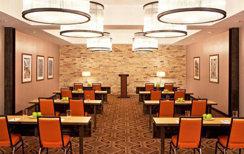 Fairfield Inn & Suites By Marriott Milwaukee Downtown Kültér fotó